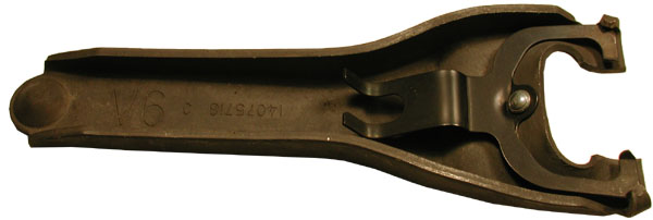 V812
